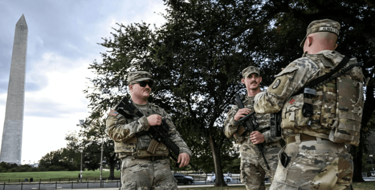 Trump yönetimine Washington'dan dava: 'Çok sayıda federal yasayı ihlal etti'
