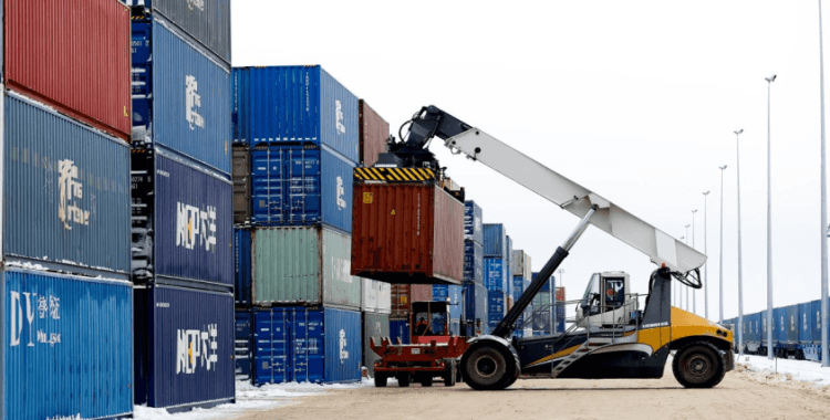 Gümrüklerde ticaret yeni teknolojik hamlelerle kolaylaşacak