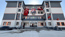 Hatay ve Adana'da asrın felaketinin ardından 234 yeni okul inşa edildi