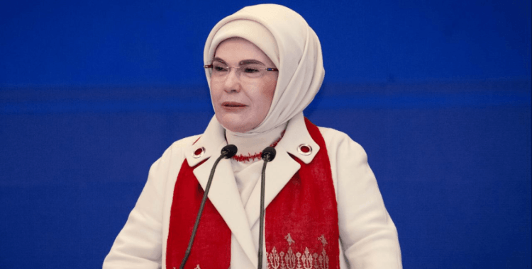 Emine Erdoğan: Bilgiyle güçlenen her insan, yalnızca kendi hayatını değil toplumumuzu da dönüştürür