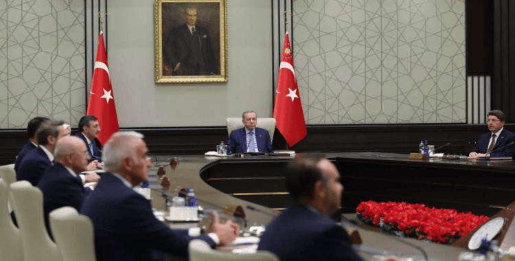 Kabine toplandı: Gündemde hangi konular var?