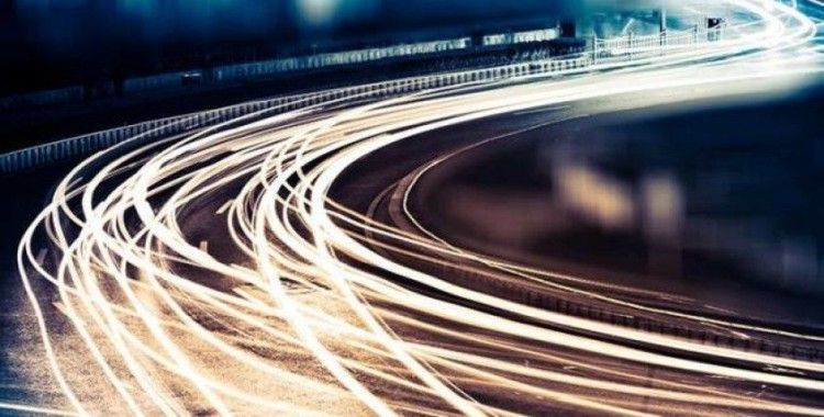 Bilim insanları ışık hızını görünür kıldı