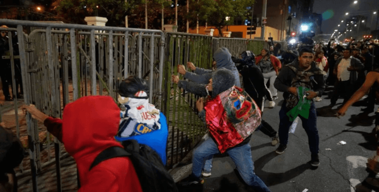 Peru'nun başkenti Lima ve Callao’da artan şiddet olayları sonrası OHAL ilan edildi