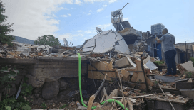 İzmir'de patlama: Bir ev ve 2 işletmede zarar oluştu