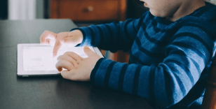 Avustralya'da 16 yaş altı çocuklara yönelik sosyal medya yasağı yürürlüğe girdi