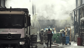 Eyüpsultan'da 3 ayrı iş yerinde yangın: Yoğun duman var, ekiplerin müdahalesi sürüyor