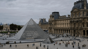 Louvre Müzesi Müdürü Laurence des Cars istifa etti