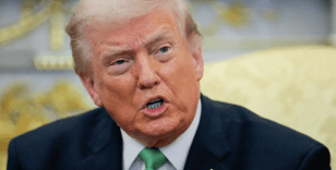 Trump: Hürmüz Boğazı hemen açılmazsa, petrol kuyularını, Hark Adası'nı yok ederiz