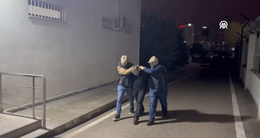 10 yıldır aranıyordu: FETÖ firarisi eski binbaşı Murat Kalaç yakalandı