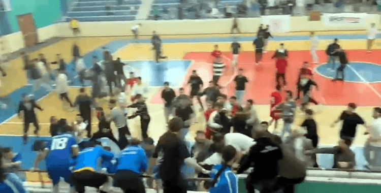 Kütahya'da büyük ayıp: 'Afyon Ekibi Saldırıya Uğradı Yaralılar Var'