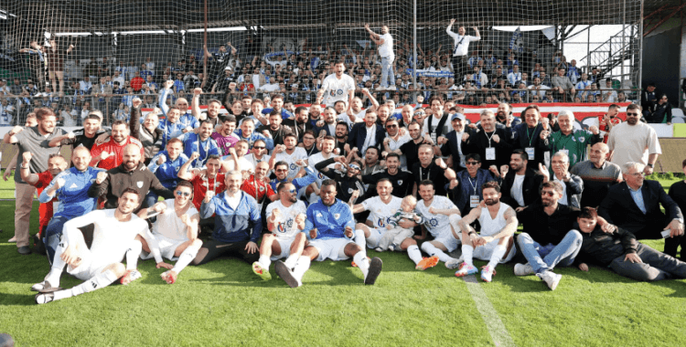 Erzurumspor 5 yıllık aradan sonra Süper Lig'e yükseldi