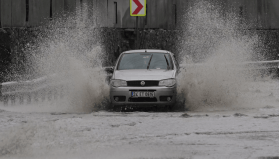 Meteoroloji'den İzmir dahil sarı kodlu sağanak uyarısı: Güneydoğu hariç tüm bölgelerde şiddetli yağış bekleniyor