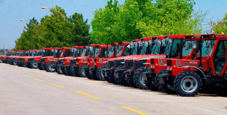 Yeni Şafak'ın patronu iki dev fabrikada üretimi durdurdu