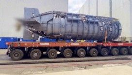 Milli mini denizaltı ilk kez suya indi