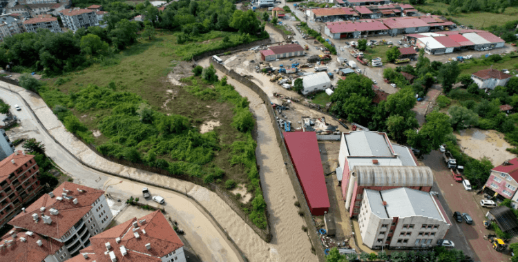 Bakanlık duyurdu: Kastamonu Cide'de selden etkilenen ailelere yardım ödemesi yapılacak