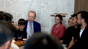 Cumhurbaşkanı Erdoğan, Üsküdar'da esnafı ziyaret etti