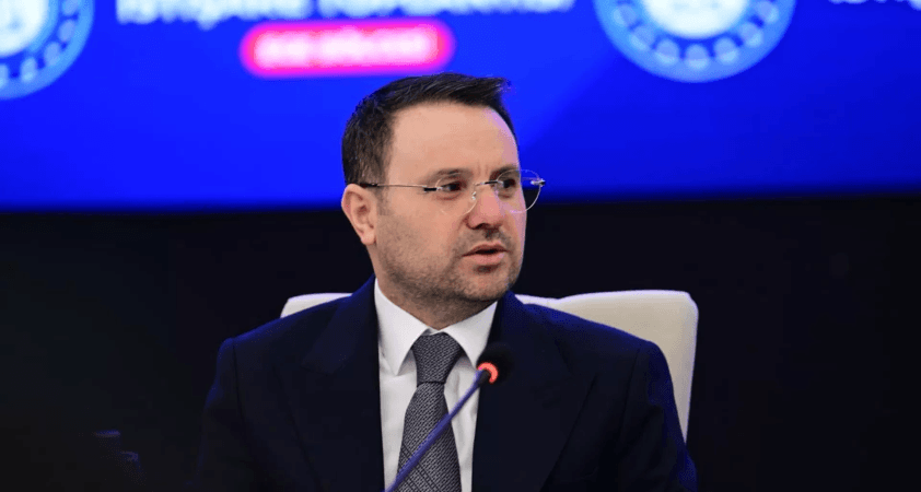 Adalet Bakanı Gürlek'ten Kozinoğlu açıklaması: Yıllar geçse de hiçbir şüpheli ölümü karanlıkta bırakmamakta kararlıyız