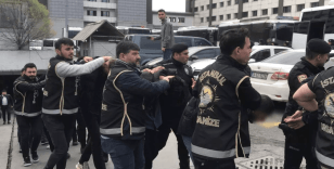 İçişleri Bakanlığı'ndan 8 ülkede operasyon: Kırmızı Bülten ve ulusal seviyede aranan 76 kişi Türkiye’ye getirildi