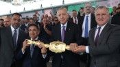 Cumhurbaşkanı Erdoğan, 'Yağlı Güreş Cumhurbaşkanlığı Kupası' final müsabakasını izledi