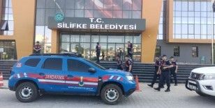 Silifke Belediyesi soruşturmasında 8 kişi gözaltına alındı