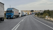 Hamzabeyli Sınır Kapısı'nda TIR kuyruğu 30 kilometreyi buldu
