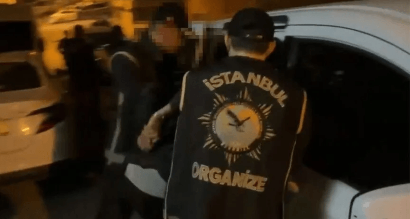 İstanbul'da suç örgütü operasyonunda 12 şüpheli gözaltına alındı